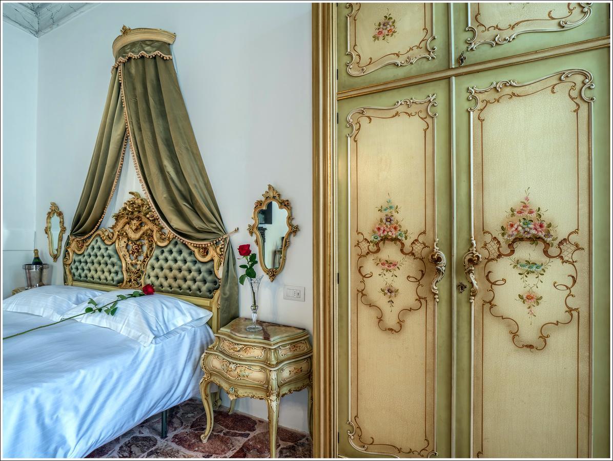 Villa Vinicia, Pool, Jacuzzi, Airco Domaso Luaran gambar